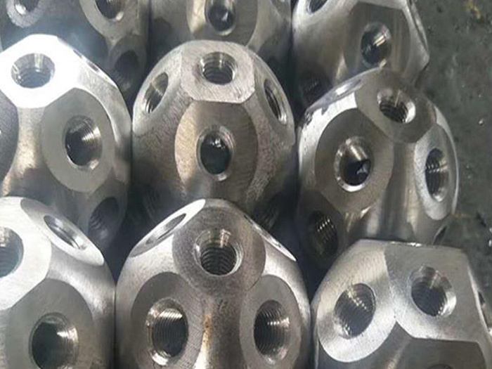 乌鲁木齐螺栓球网架杆件制作